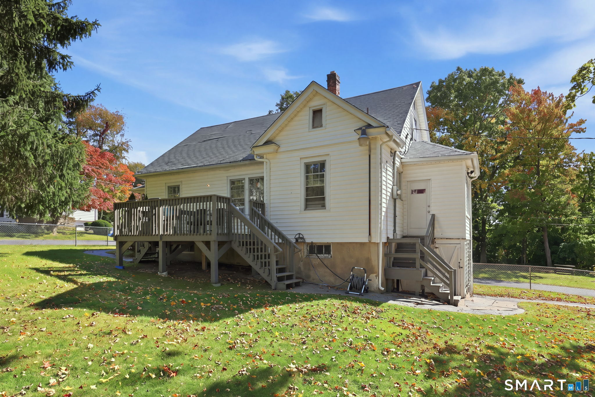 11 Gates Avenue Waterbury CT 06705