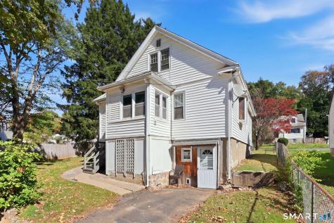 11 Gates Avenue Waterbury CT 06705