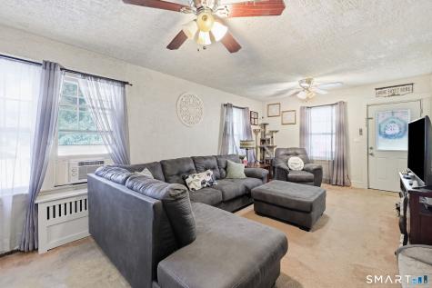 11 Gates Avenue Waterbury CT 06705