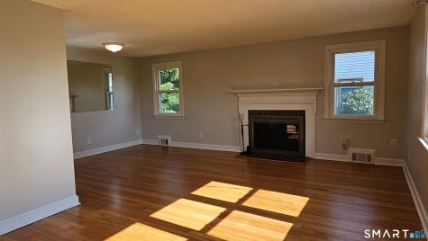 73 Knollwood Road West Hartford CT 06110