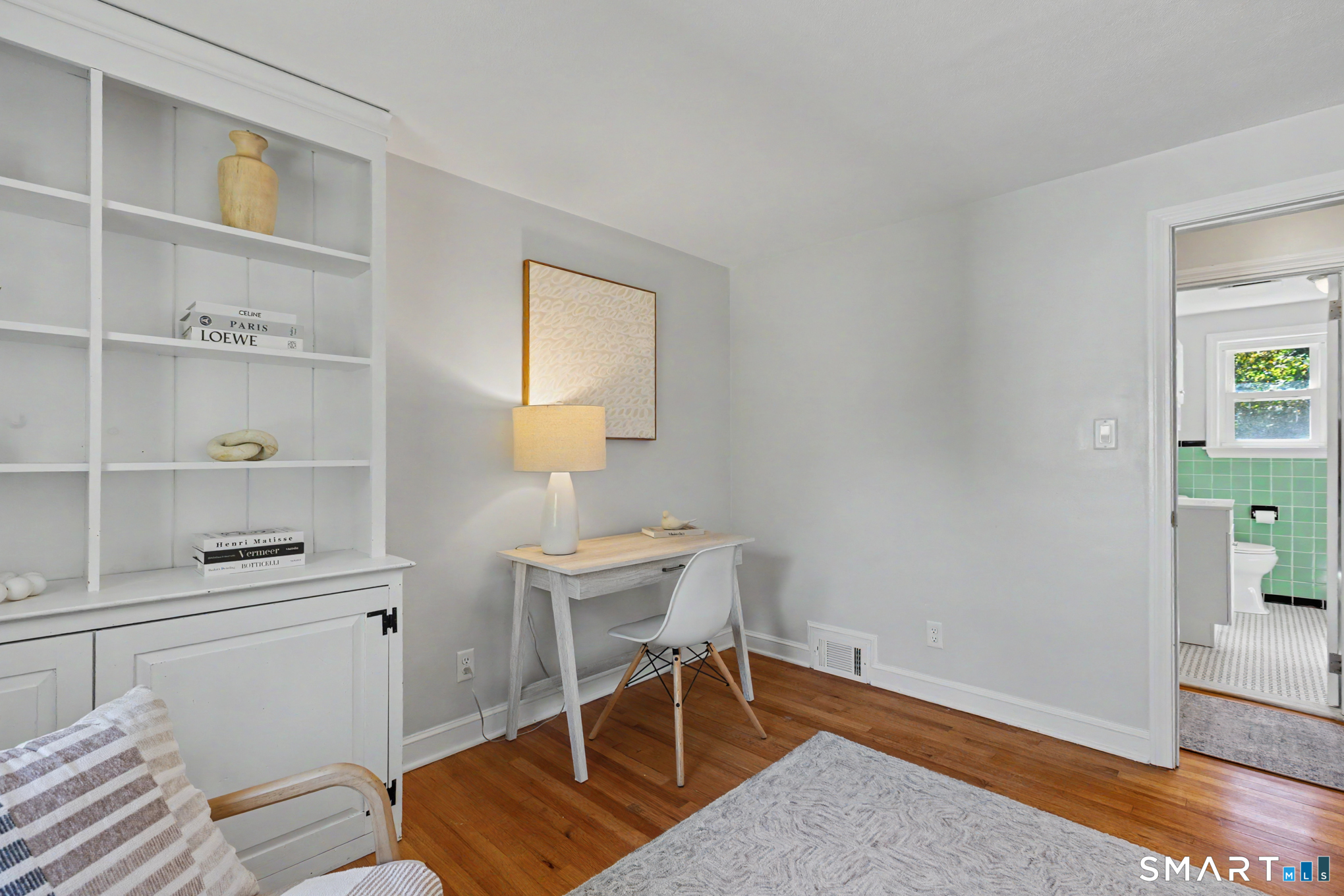 73 Knollwood Road West Hartford CT 06110