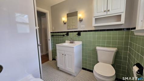 73 Knollwood Road West Hartford CT 06110