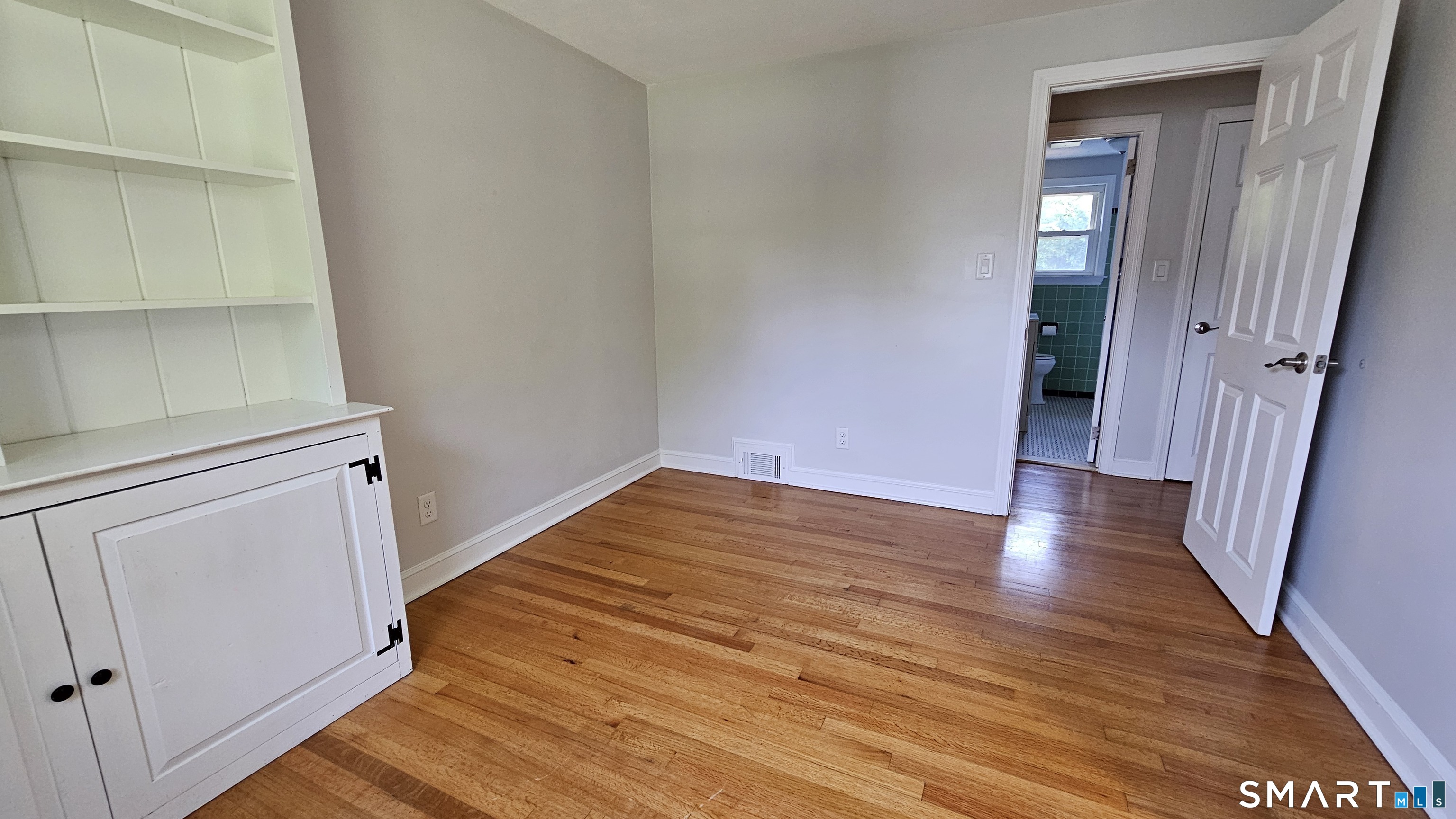 73 Knollwood Road West Hartford CT 06110
