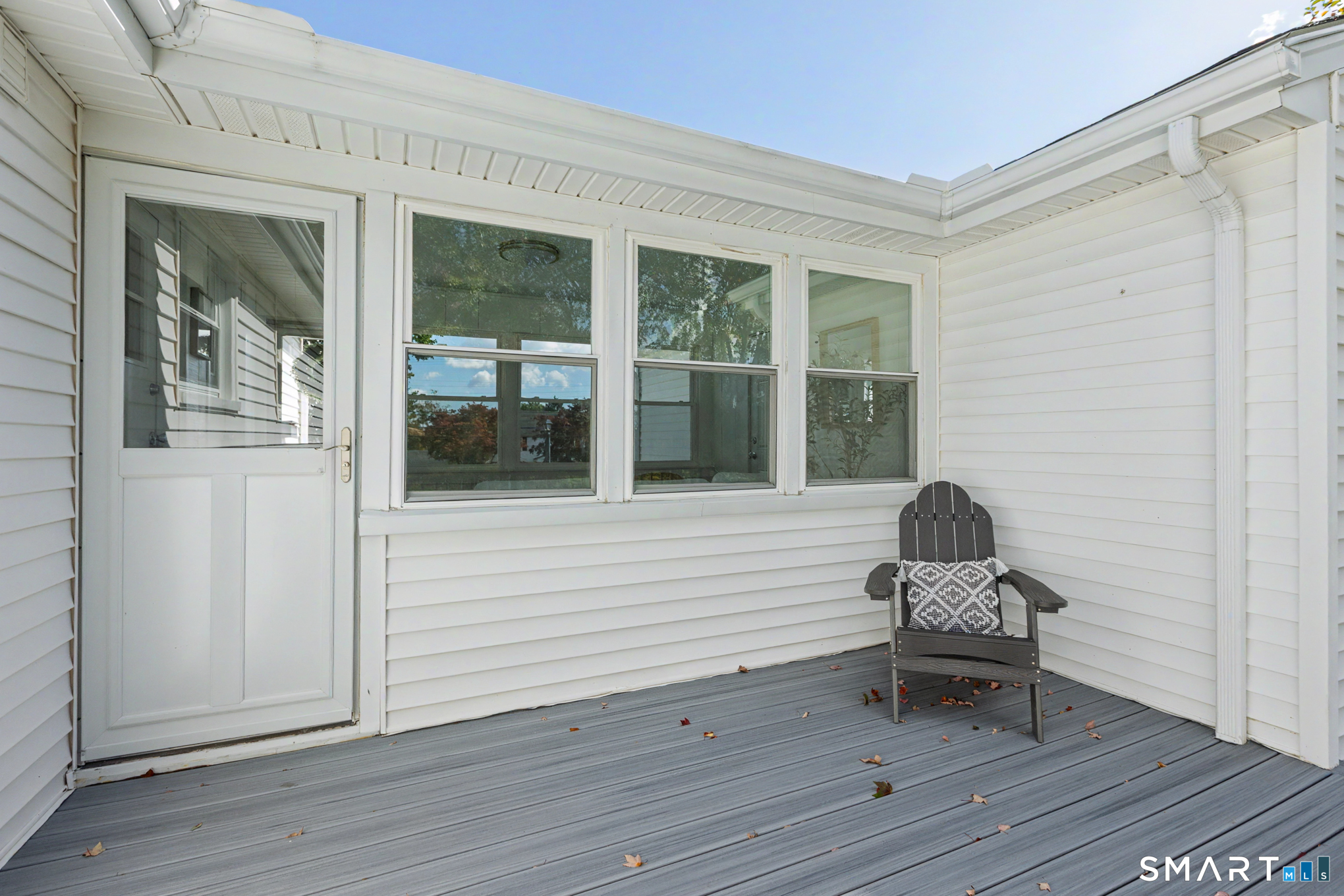 73 Knollwood Road West Hartford CT 06110