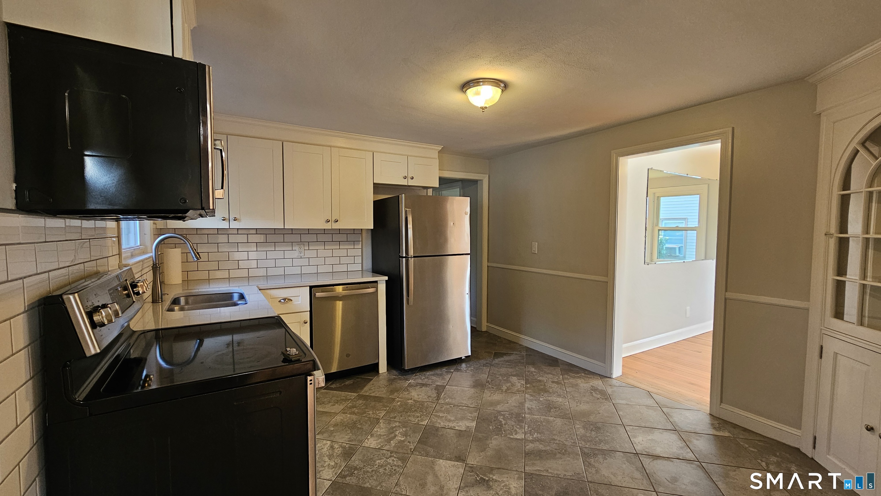 73 Knollwood Road West Hartford CT 06110