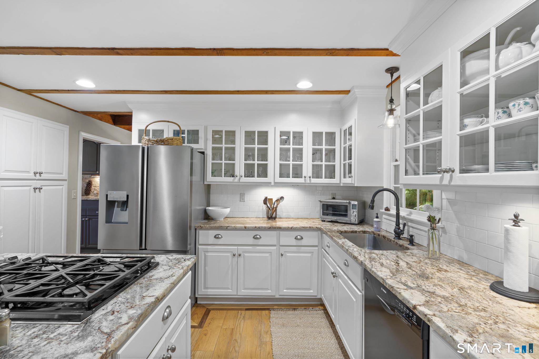 13 Woodchuck Hill Road Simsbury CT 06092