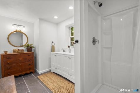 13 Woodchuck Hill Road Simsbury CT 06092