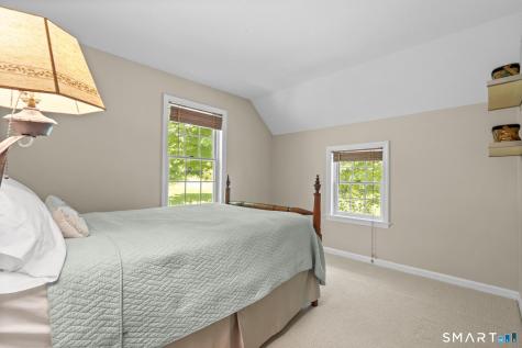 13 Woodchuck Hill Road Simsbury CT 06092