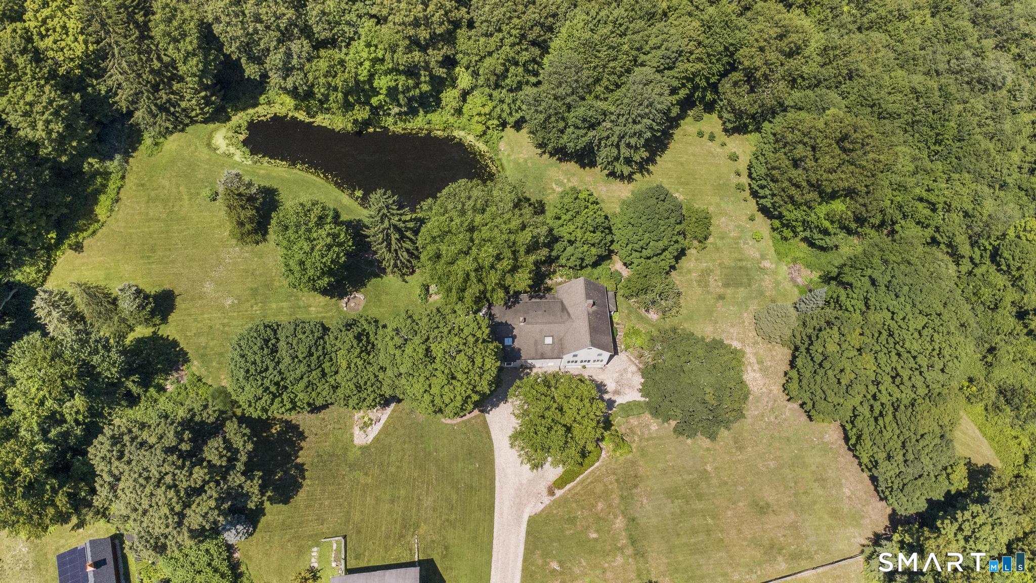 13 Woodchuck Hill Road Simsbury CT 06092