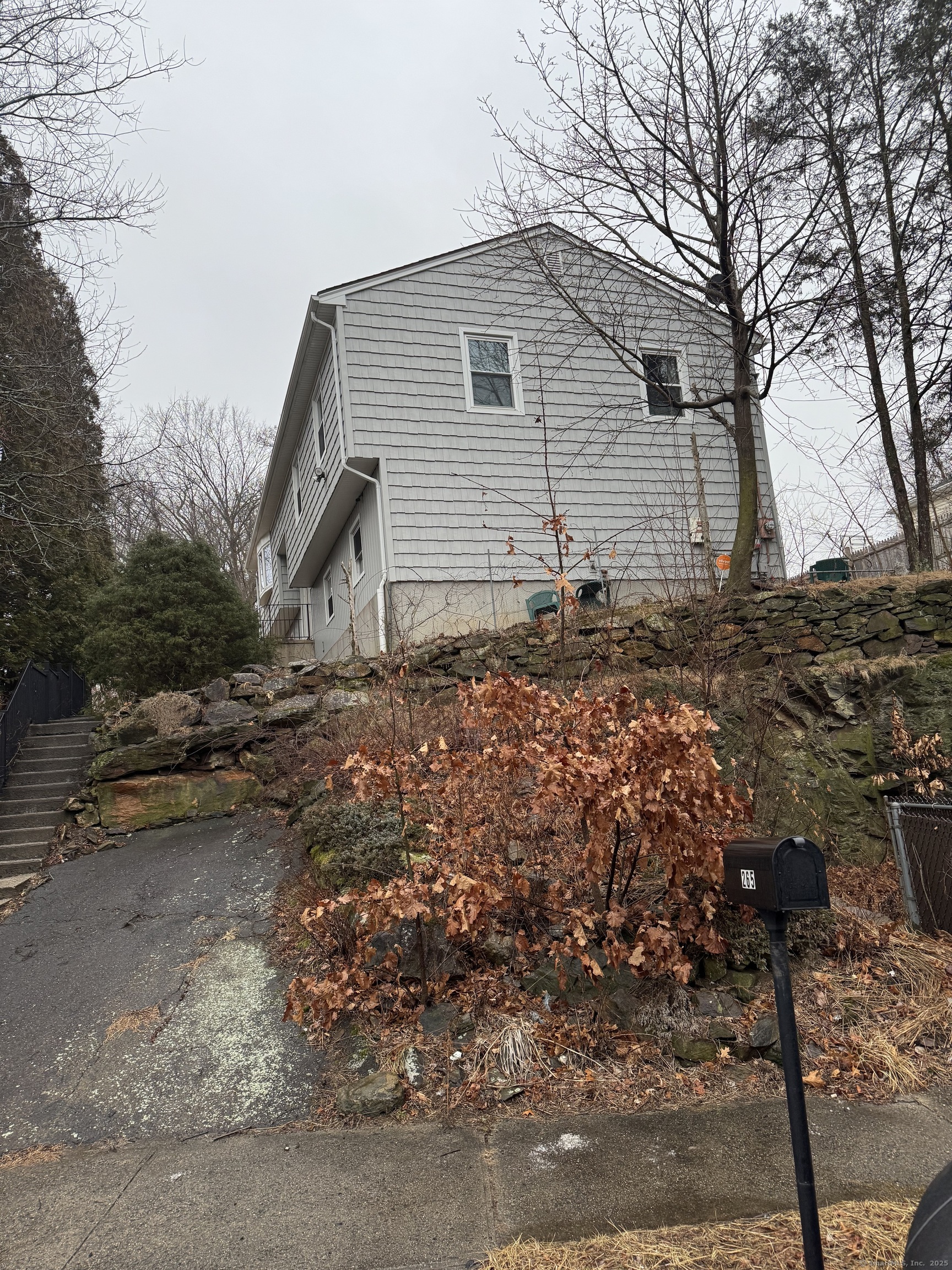 265 Vincellette Street Bridgeport CT 06606