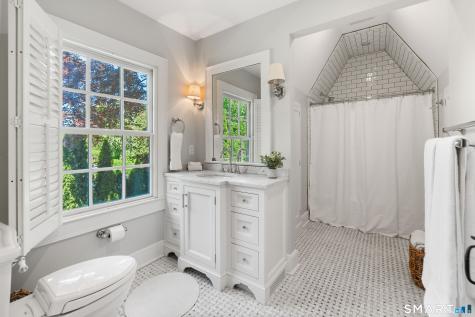 8 Woodland Drive Darien CT 06820