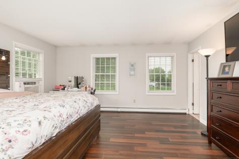 105 Huntingtown Road Newtown CT 06470