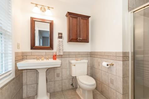 105 Huntingtown Road Newtown CT 06470
