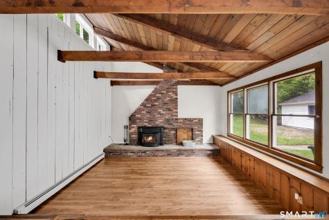 902 West River Street Milford CT 06461