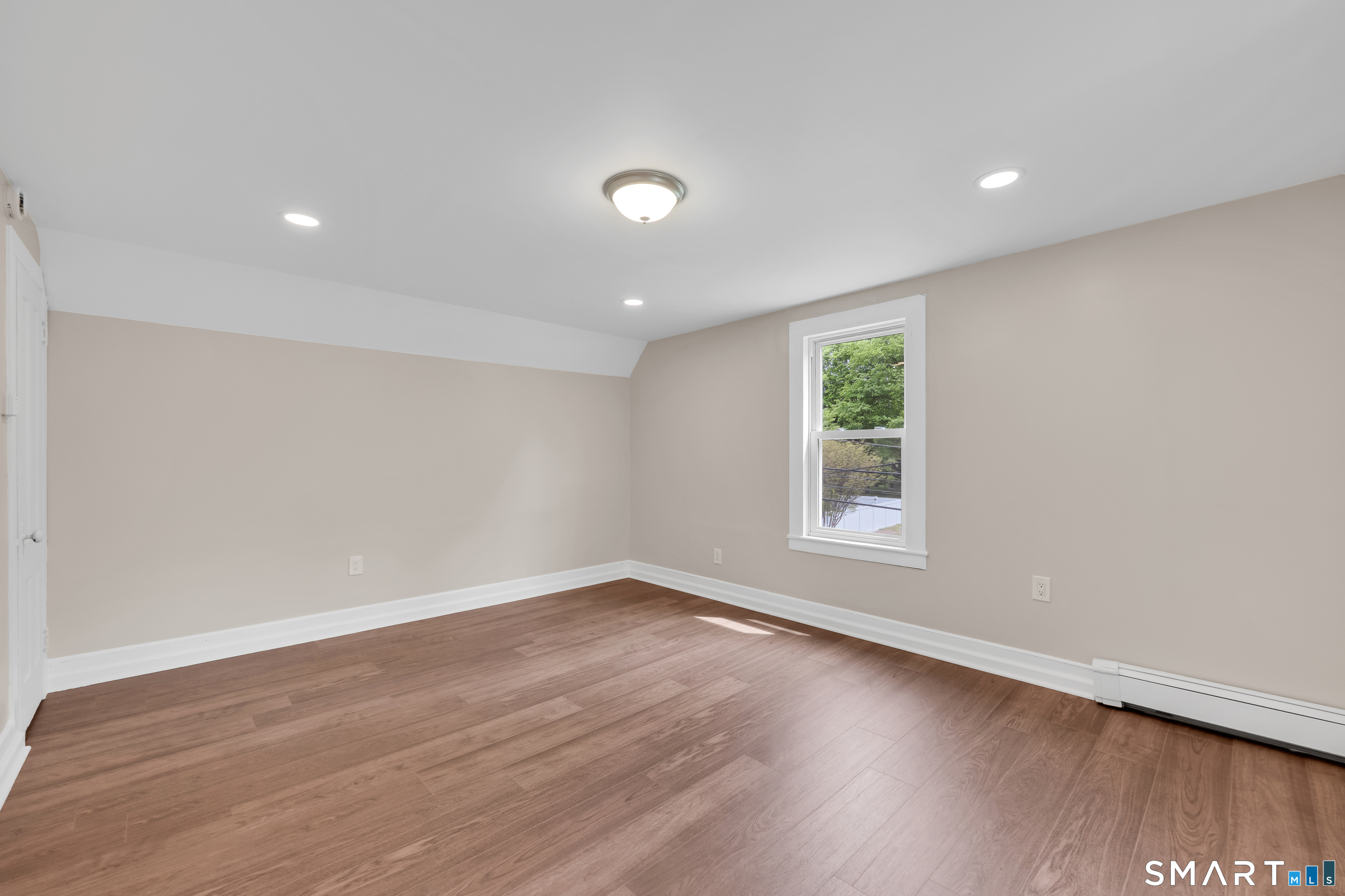 902 West River Street Milford CT 06461