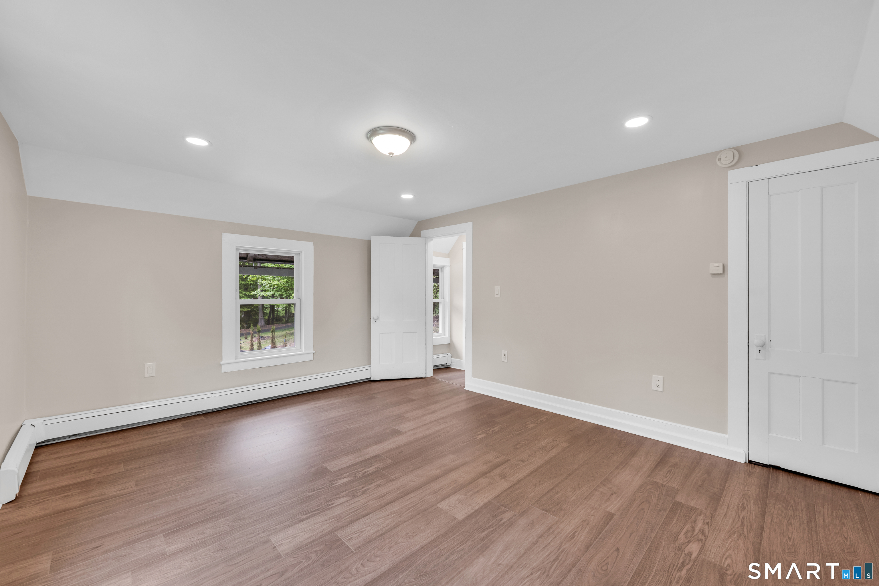 902 West River Street Milford CT 06461