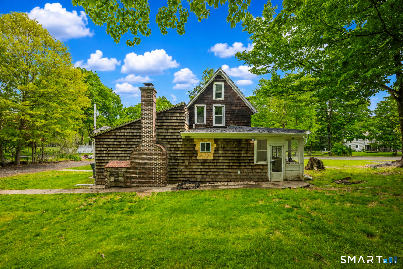 902 West River Street Milford CT 06461