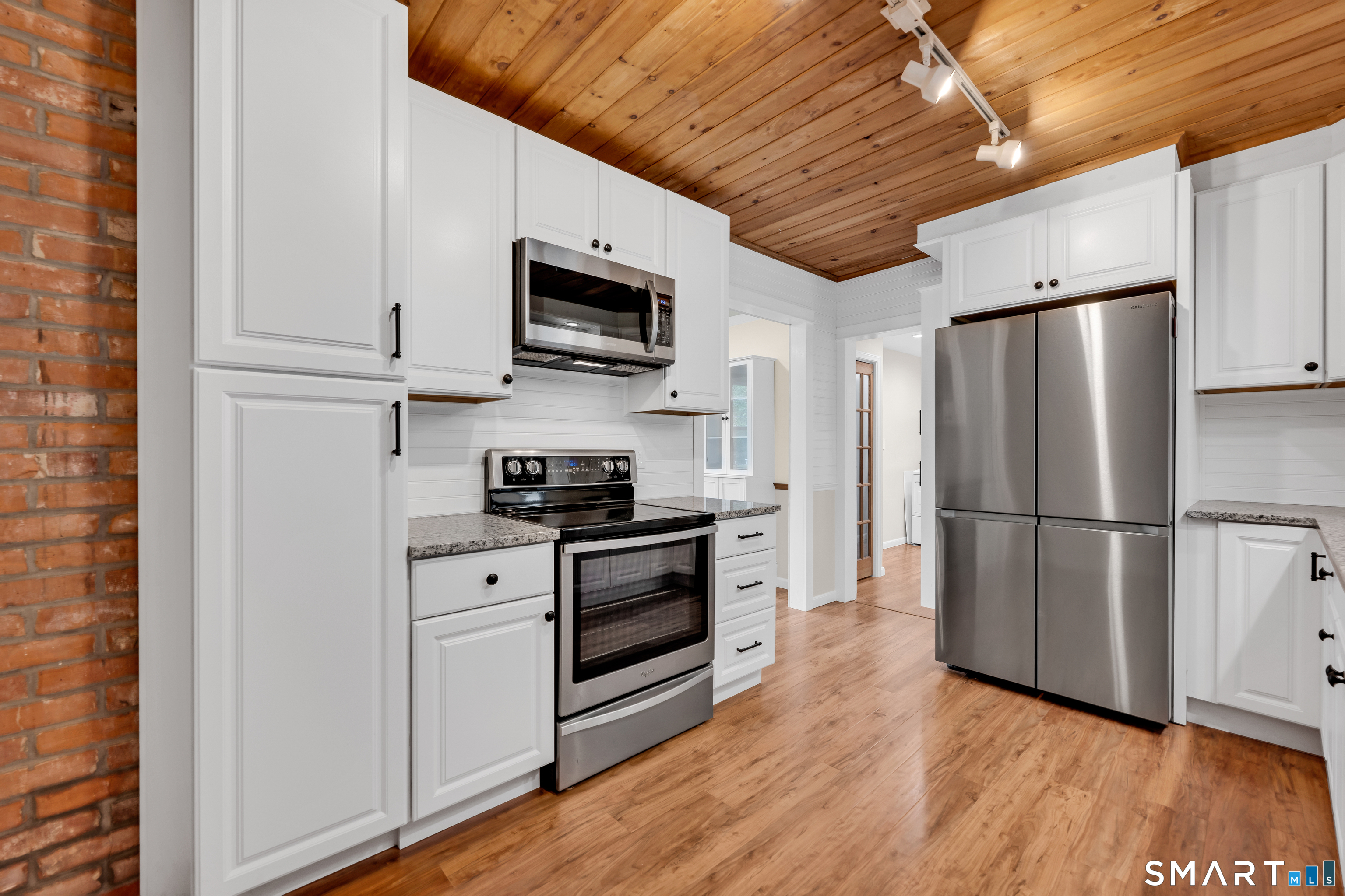 902 West River Street Milford CT 06461