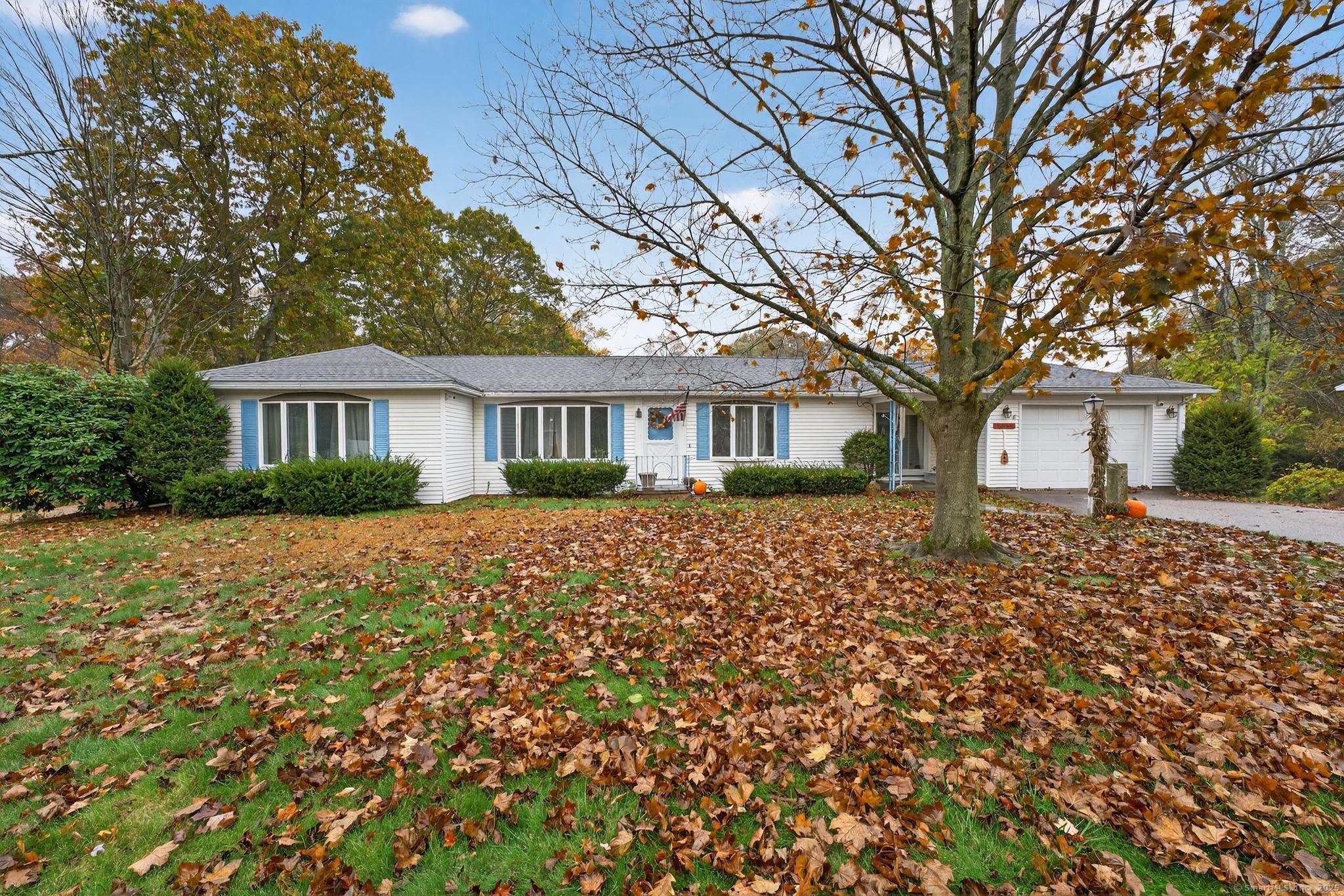 27 North Main Street East Hampton CT 06424