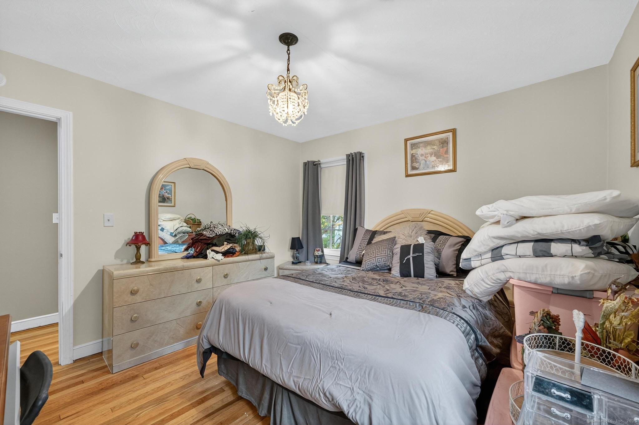 27 North Main Street East Hampton CT 06424