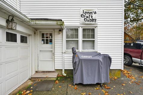 27 North Main Street East Hampton CT 06424