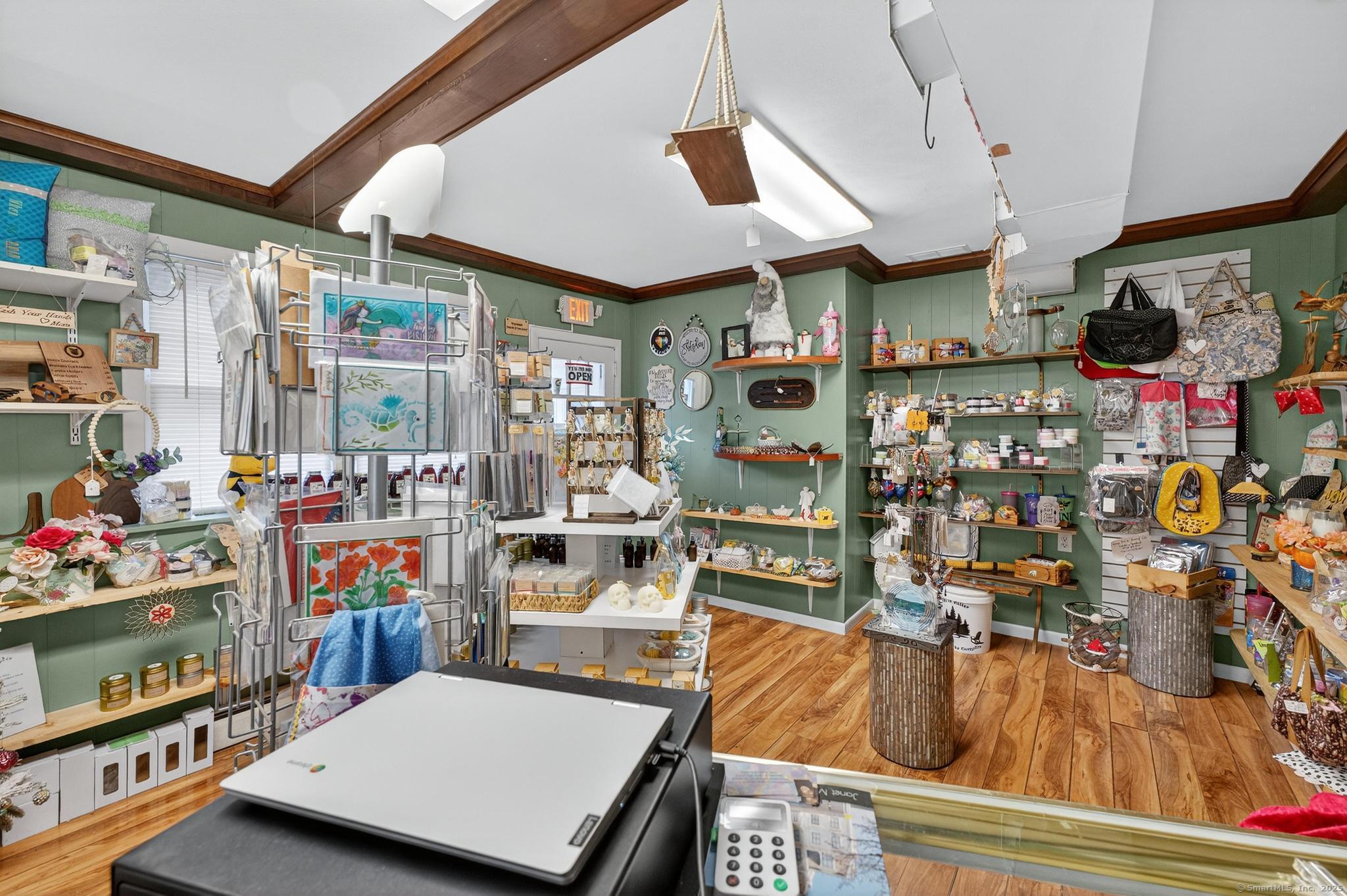 27 North Main Street East Hampton CT 06424