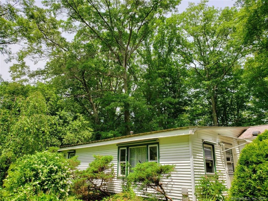 86 Luchon Road Willington CT 06279