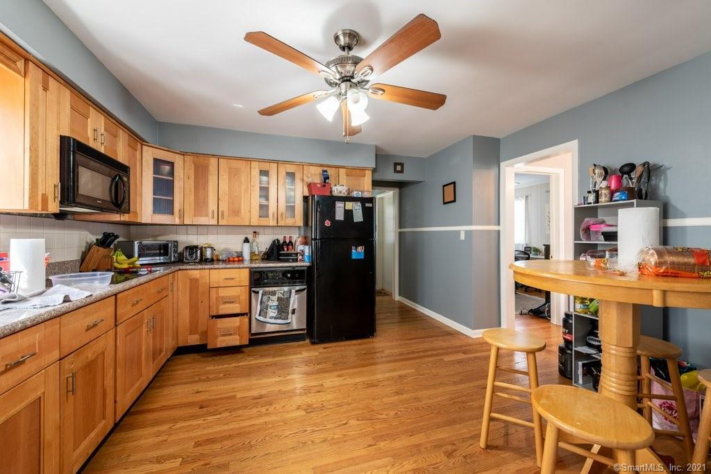 932 Thorme Street Bridgeport CT 06606