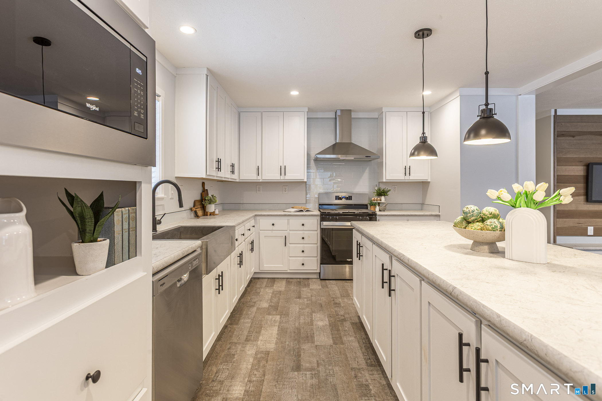 67 Middle Road Enfield CT 06082