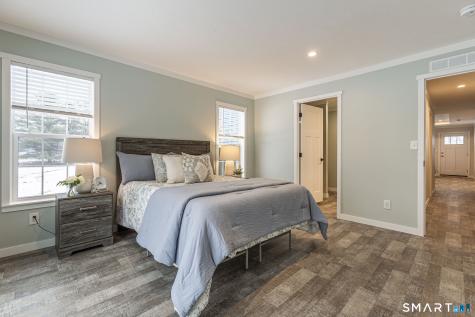 67 Middle Road Enfield CT 06082