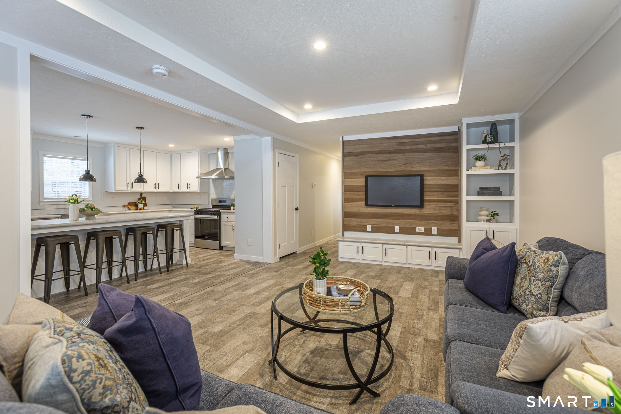 67 Middle Road Enfield CT 06082