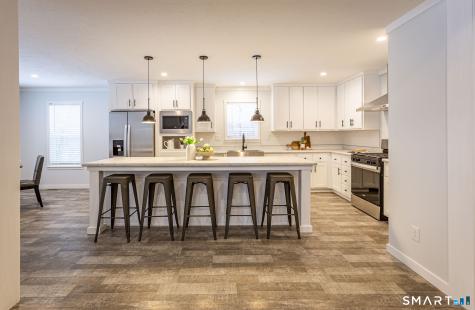 67 Middle Road Enfield CT 06082