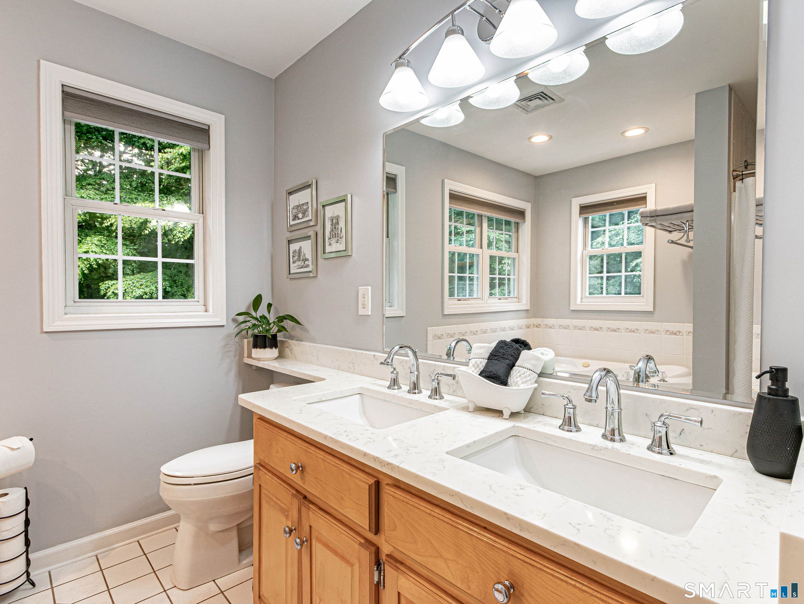 4 Ivy Terrace Prospect CT 06712