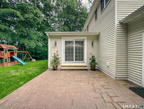 4 Ivy Terrace Prospect CT 06712