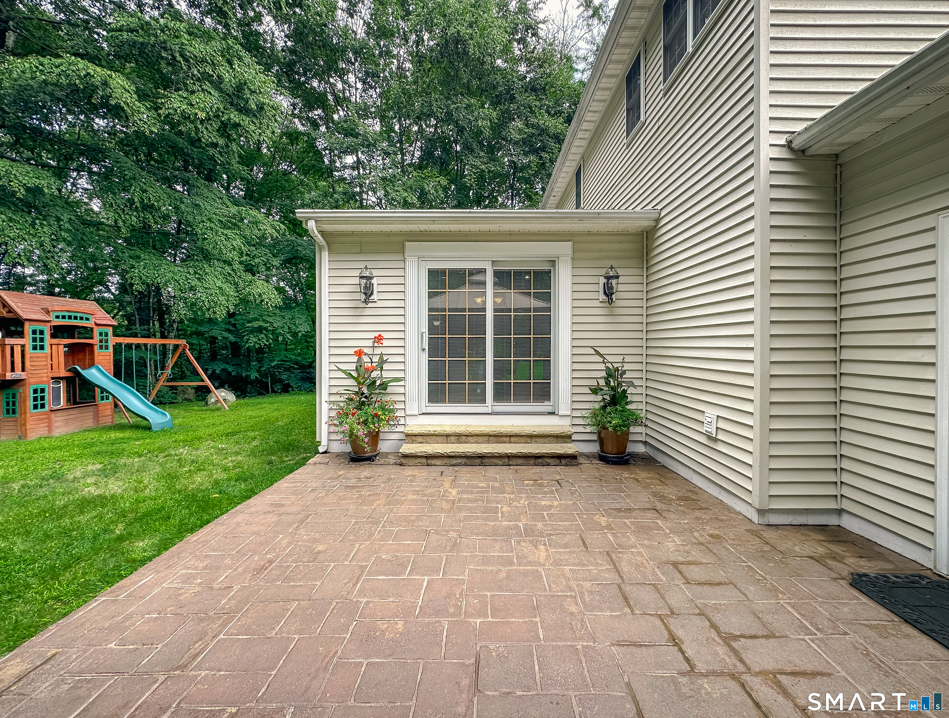 4 Ivy Terrace Prospect CT 06712