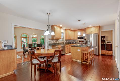 4 Ivy Terrace Prospect CT 06712