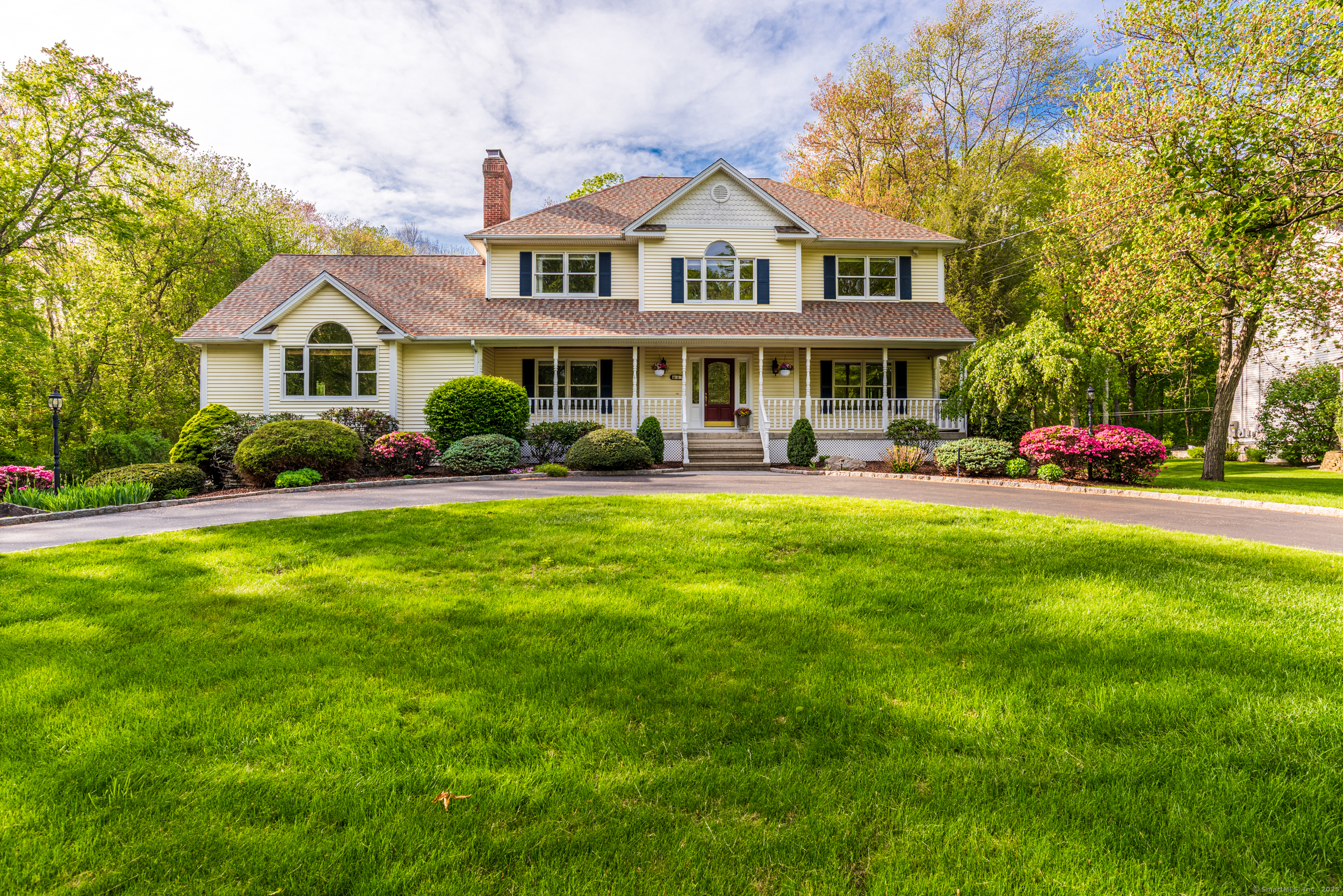 43 Roaring Brook Lane Shelton CT 06484