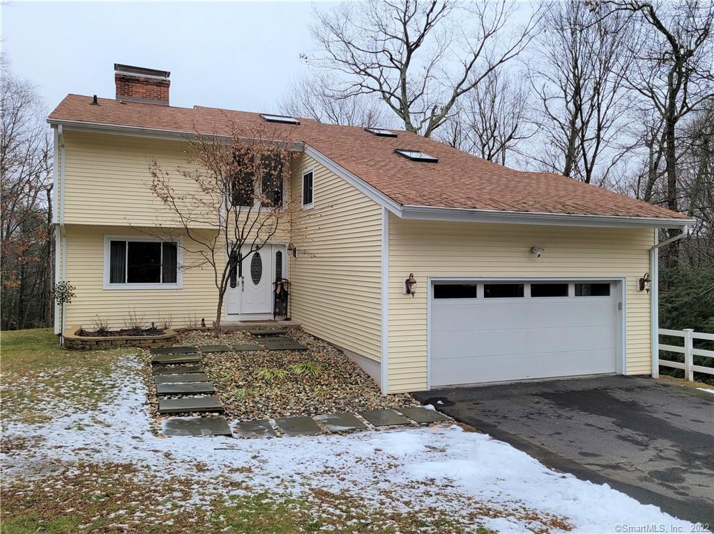 15 Fawn Hill Road Burlington CT 06013