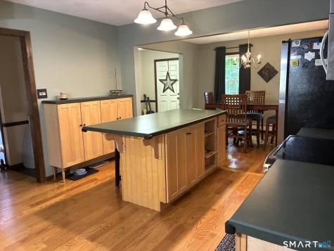 75 Maple West Avenue Haddam CT 06441