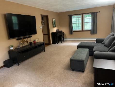 75 Maple West Avenue Haddam CT 06441