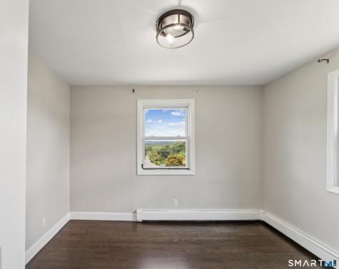 14 Garry Knolls Danbury CT 06810