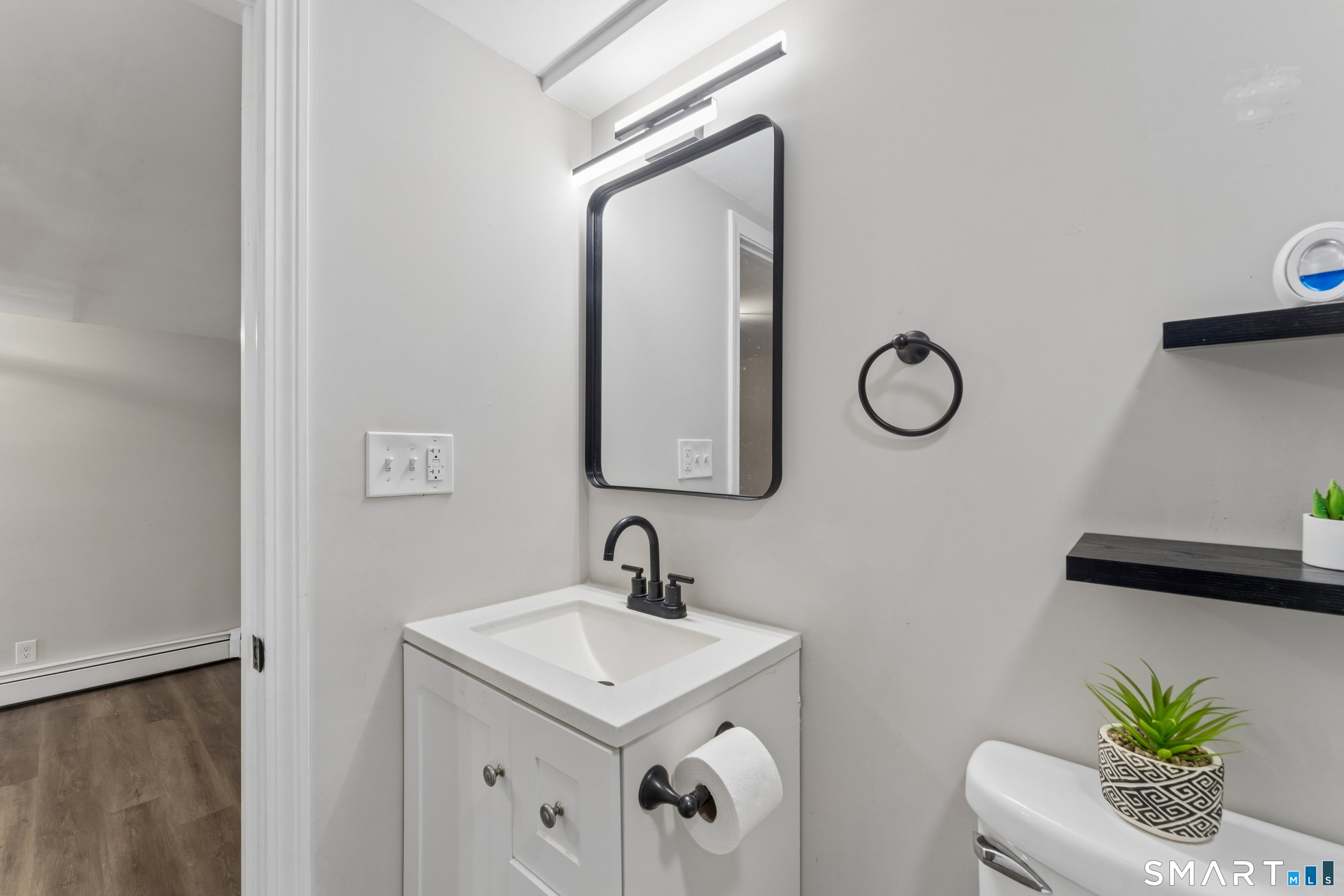 14 Garry Knolls Danbury CT 06810