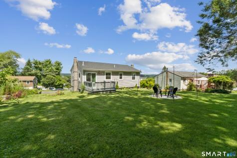 14 Garry Knolls Danbury CT 06810
