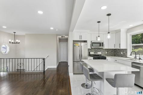 14 Garry Knolls Danbury CT 06810