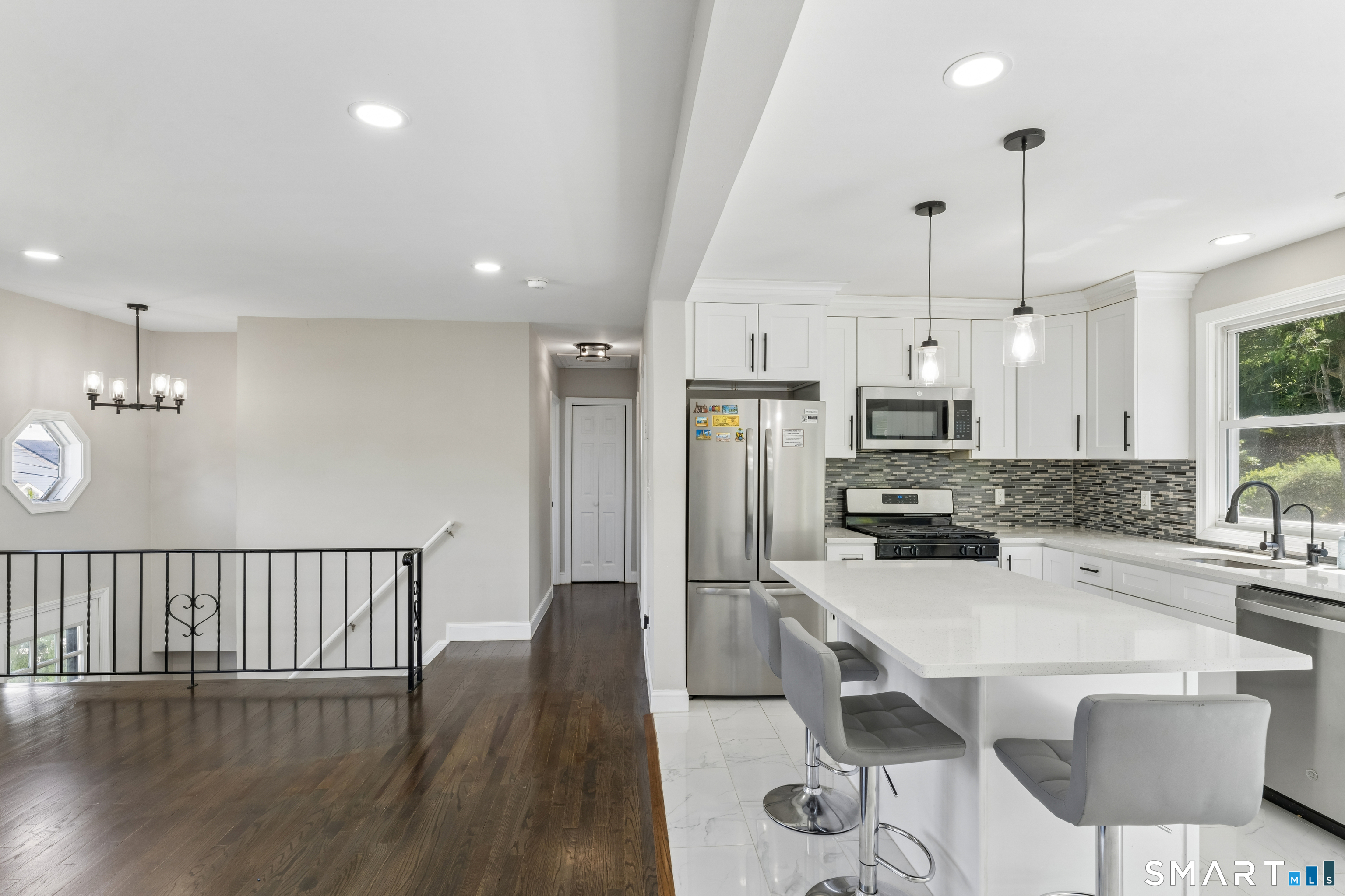 14 Garry Knolls Danbury CT 06810