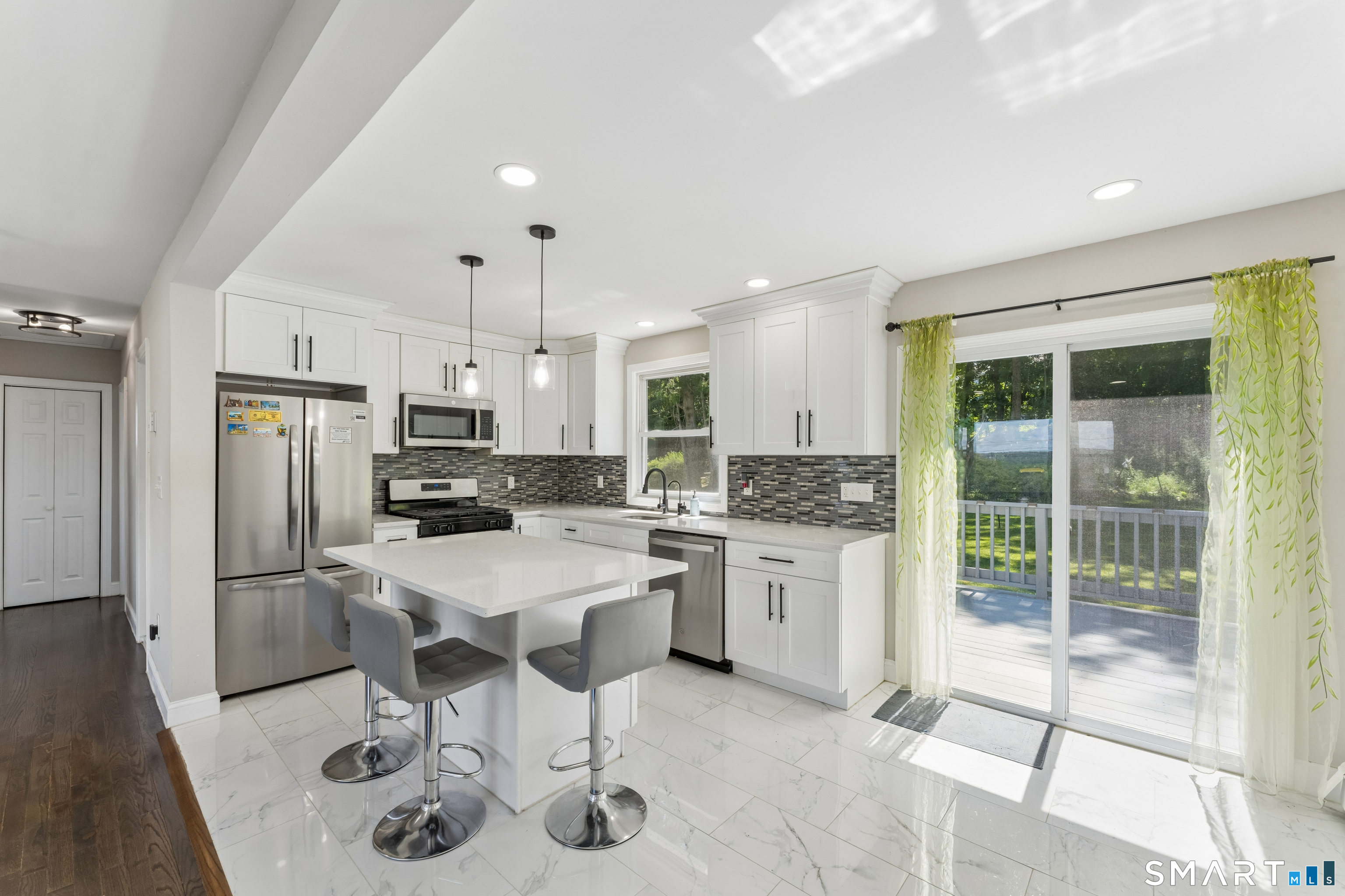 14 Garry Knolls Danbury CT 06810