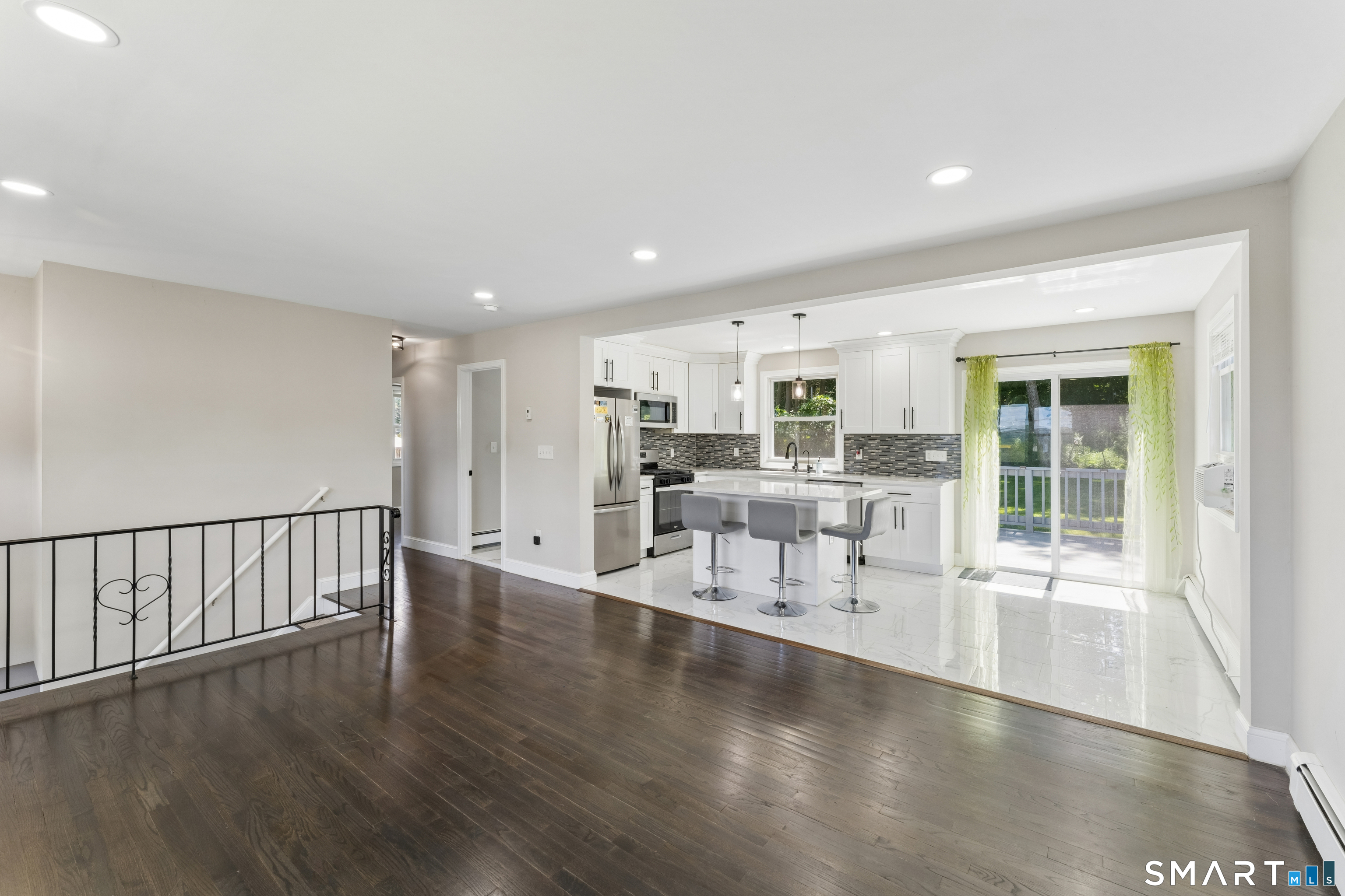 14 Garry Knolls Danbury CT 06810