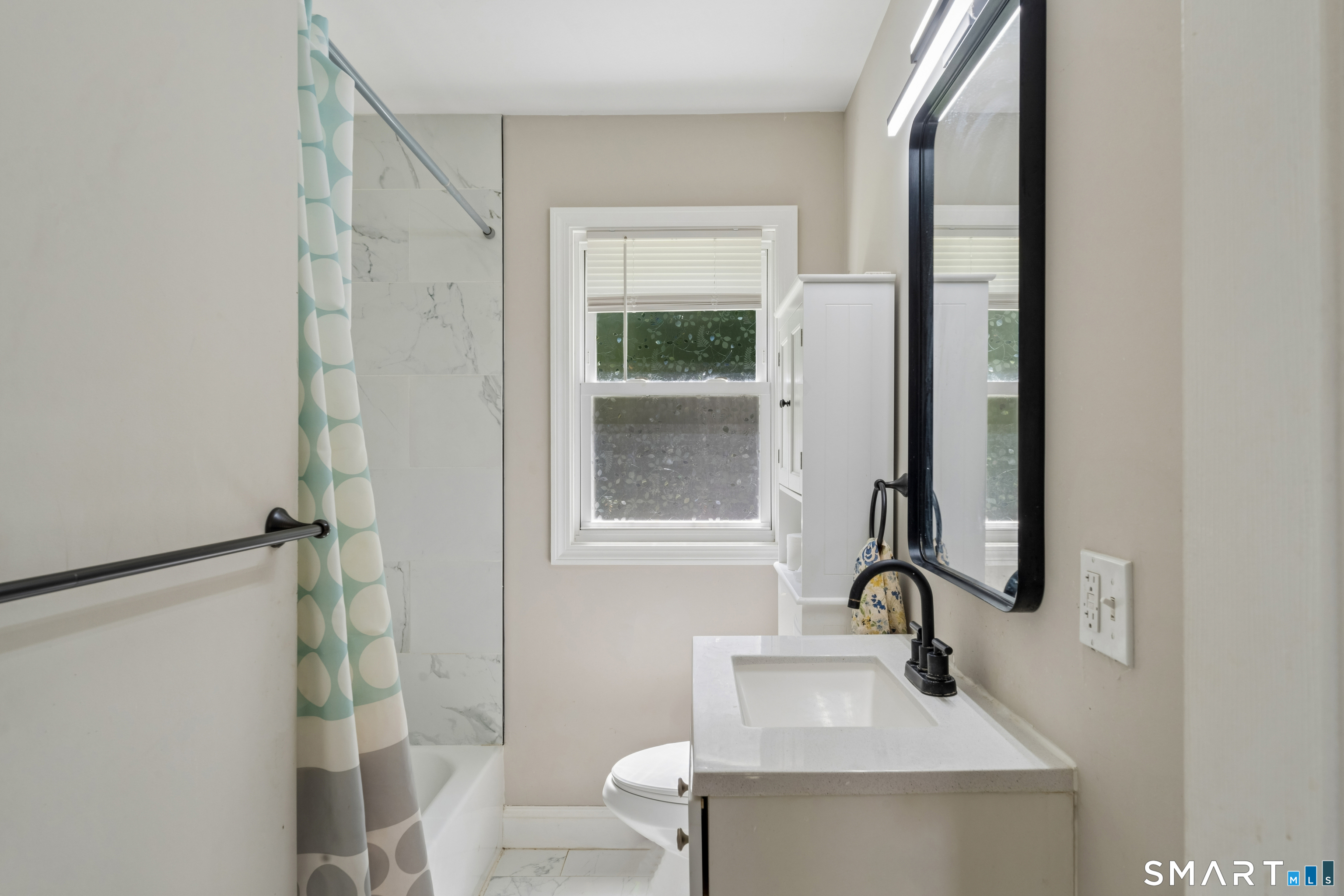 14 Garry Knolls Danbury CT 06810