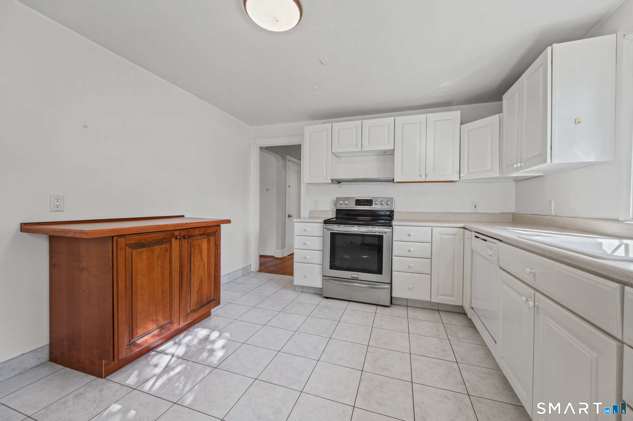 104 Tolland Green Tolland CT 06084