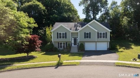73 Cortland Way Southington CT 06489